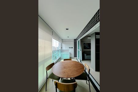 Apartamento para alugar com 55m², 1 quarto e 2 vagasVaranda da Sala