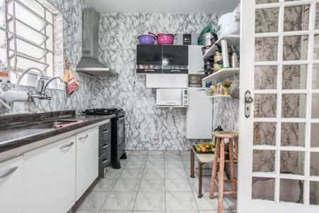 Casa de condomínio à venda com 238m², 6 quartos e 5 vagasCozinha 