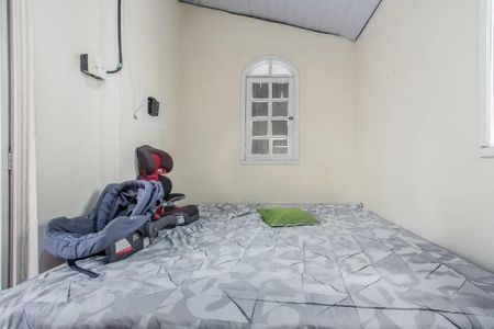 Casa de condomínio à venda com 238m², 6 quartos e 5 vagasQuarto 1