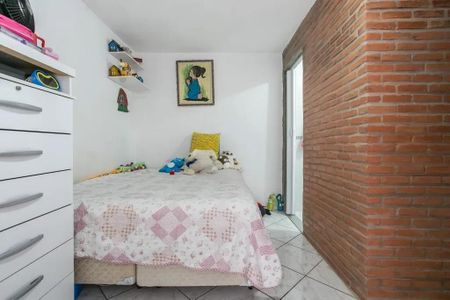 Casa de condomínio à venda com 238m², 6 quartos e 5 vagasSuíte 2