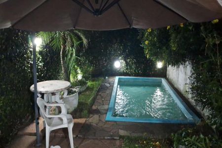 Casa de condomínio à venda com 238m², 6 quartos e 5 vagaspiscina 