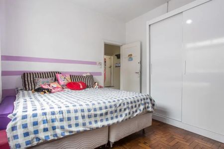 Casa de condomínio à venda com 238m², 6 quartos e 5 vagasQuarto 2