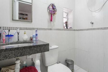 Casa de condomínio à venda com 238m², 6 quartos e 5 vagasBanheiro da Suíte 2