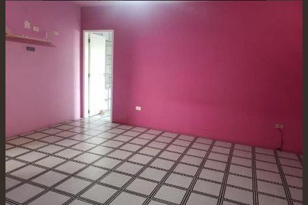 Casa à venda com 3 quartos, 200m² em Vila Santo Estefano, São Paulo