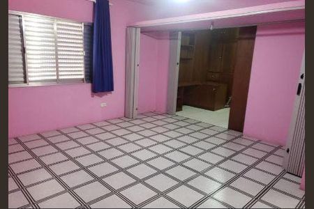 Casa à venda com 3 quartos, 200m² em Vila Santo Estefano, São Paulo