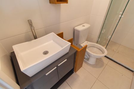 Apartamento à venda com 34m², 2 quartos e sem vaga Apartamento à venda com 34m², 2 quartos e sem vagaBanheiro Social