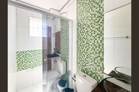 Apartamento para alugar com 65m², 2 quartos e sem vagaBanheiro