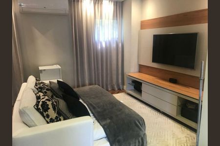 Casa à venda com 200m², 2 quartos e 2 vagas