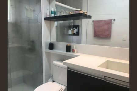 Casa à venda com 200m², 2 quartos e 2 vagas