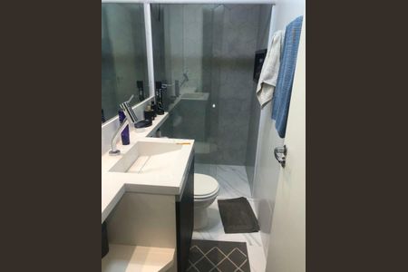 Casa à venda com 200m², 2 quartos e 2 vagas