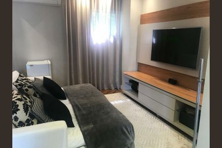 Casa à venda com 200m², 2 quartos e 2 vagas