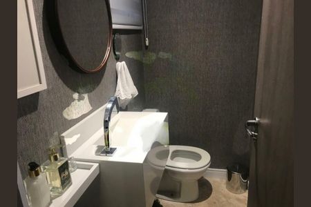 Casa à venda com 200m², 2 quartos e 2 vagas
