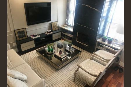 Casa à venda com 200m², 2 quartos e 2 vagas