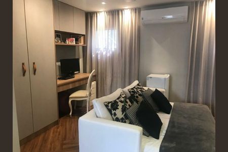 Casa à venda com 200m², 2 quartos e 2 vagas