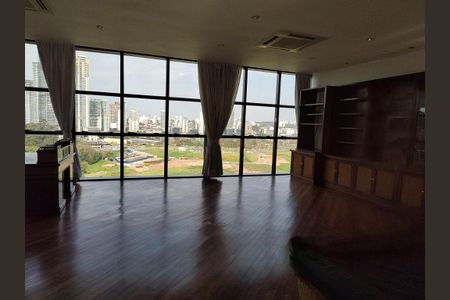 Casa à venda com 6 quartos, 1430m² em Fazenda Morumbi, São Paulo