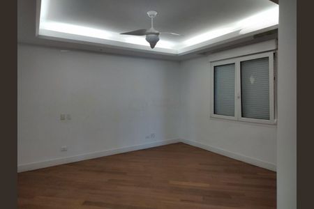 Casa à venda com 6 quartos, 1430m² em Fazenda Morumbi, São Paulo