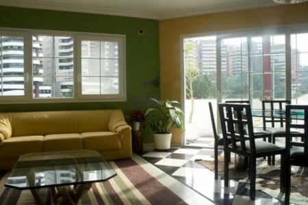 Casa à venda com 4 quartos, 600m² em Fazenda Morumbi, São Paulo