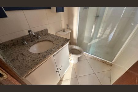 Apartamento para alugar com 100m², 3 quartos e 1 vaga Apartamento para alugar com 100m², 3 quartos e 1 vagaBanheiro da Suíte