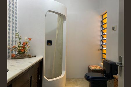 Casa para alugar com 126m², 3 quartos e 3 vagasBanheiro 1