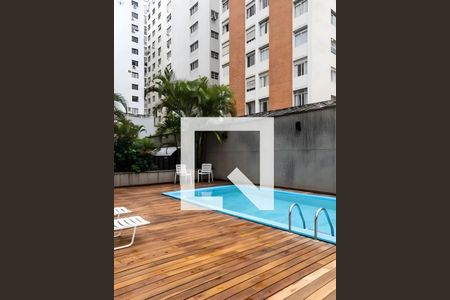 Piscina de kitnet/studio à venda com 1 quarto, 29m² em Cerqueira César, São Paulo