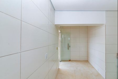 Sala de casa para alugar com 1 quarto, 80m² em Buritis, Belo Horizonte