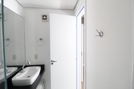 Apartamento à venda com 53m², 2 quartos e 1 vagaBanheiro da Suíte 