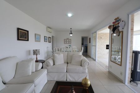 Apartamento para alugar com 158m², 3 quartos e 2 vagasSala