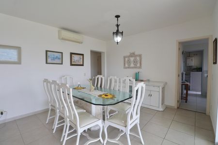 Apartamento para alugar com 158m², 3 quartos e 2 vagasSala