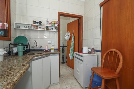 Apartamento à venda com 109m², 2 quartos e 2 vagasCozinha