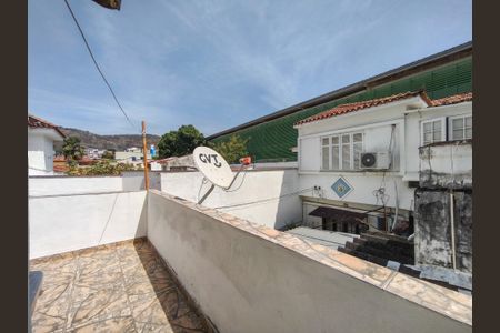 Casa à venda com 129m², 4 quartos e 4 vagasTerraço