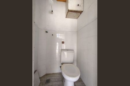 Casa à venda com 129m², 4 quartos e 4 vagasBanheiro de serviço