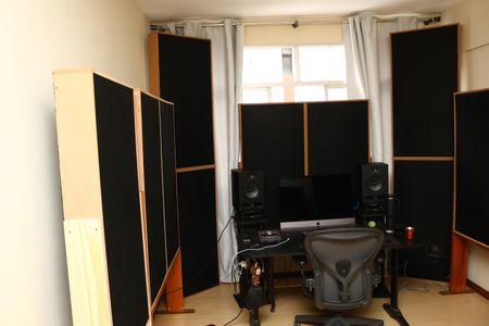 Sala de apartamento à venda com 2 quartos, 70m² em Funcionários, Belo Horizonte