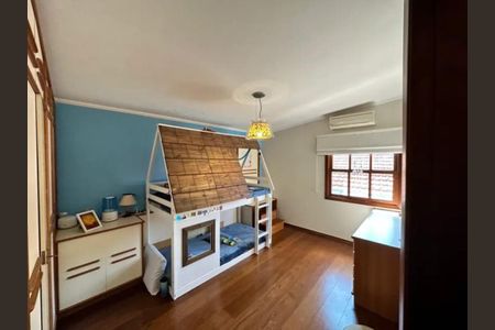 Foto 14 de casa para alugar com 5 quartos, 353m² em Jardim da Saúde, São Paulo