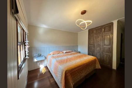 Foto 11 de casa para alugar com 5 quartos, 353m² em Jardim da Saúde, São Paulo