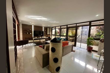 Foto 04 de casa para alugar com 5 quartos, 353m² em Jardim da Saúde, São Paulo