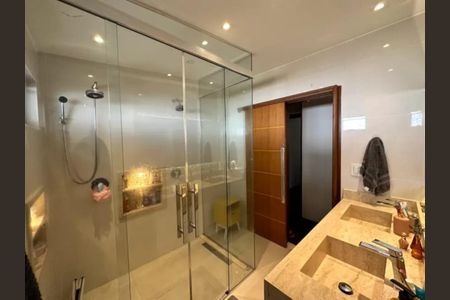 Foto 17 de casa para alugar com 5 quartos, 353m² em Jardim da Saúde, São Paulo