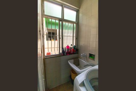 Apartamento à venda com 65m², 2 quartos e sem vagaÁrea de Serviço