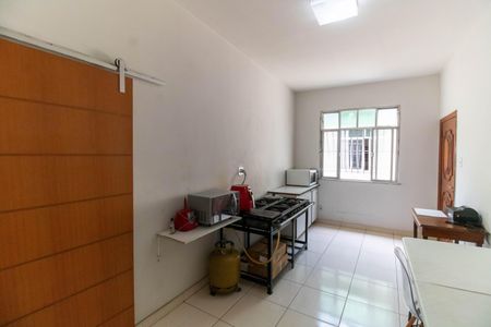 Apartamento à venda com 65m², 2 quartos e sem vagaSala