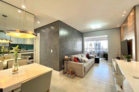 Sala de apartamento para alugar com 2 quartos, 74m² em Vila Santa Catarina, São Paulo