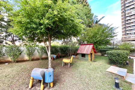 Apartamento para alugar com 74m², 2 quartos e 2 vagasÁrea comum - Playground