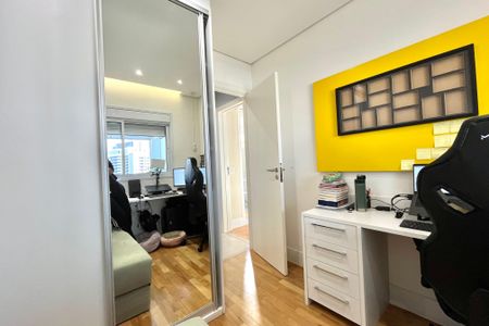 Apartamento para alugar com 74m², 2 quartos e 2 vagasQuarto 