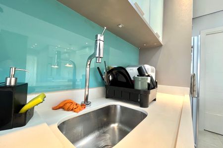 Apartamento para alugar com 74m², 2 quartos e 2 vagasCozinha