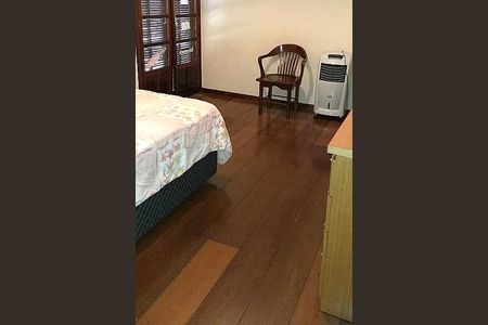 Casa à venda com 3 quartos, 218m² em Vila Floresta, Santo André