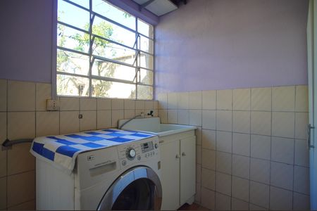 Casa à venda com 837m², 3 quartos e 2 vagasÁrea de Serviço