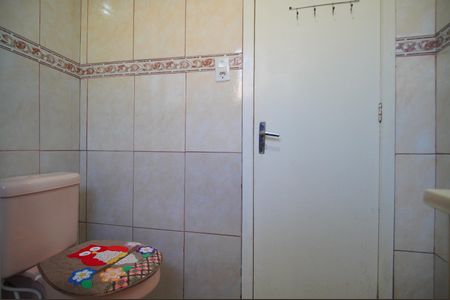 Casa à venda com 837m², 3 quartos e 2 vagasBanheiro 2