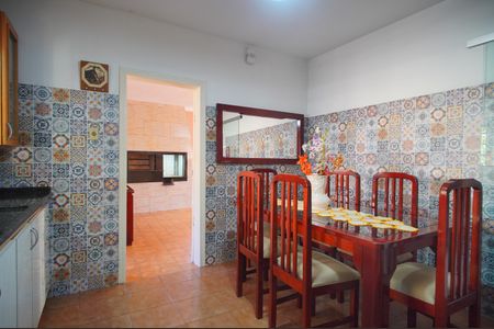 Casa à venda com 837m², 3 quartos e 2 vagasCozinha