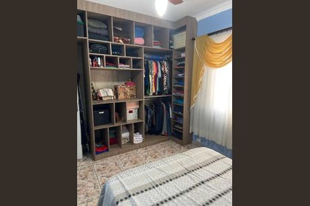 Casa à venda com 2 quartos, 200m² em Vila Guarará, Santo André