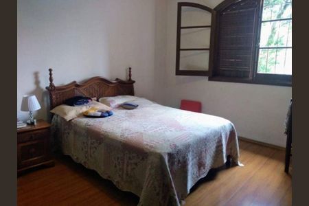 Casa à venda com 3 quartos, 225m² em Vila Pires, Santo André