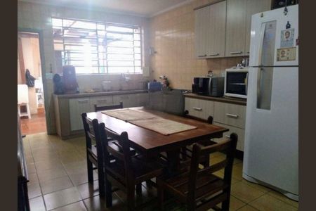 Casa à venda com 3 quartos, 225m² em Vila Pires, Santo André