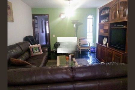 Casa à venda com 3 quartos, 225m² em Vila Pires, Santo André